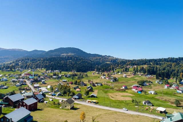 Trabzon: Hıdırnebi Plateau & Çal Cave Day Tour