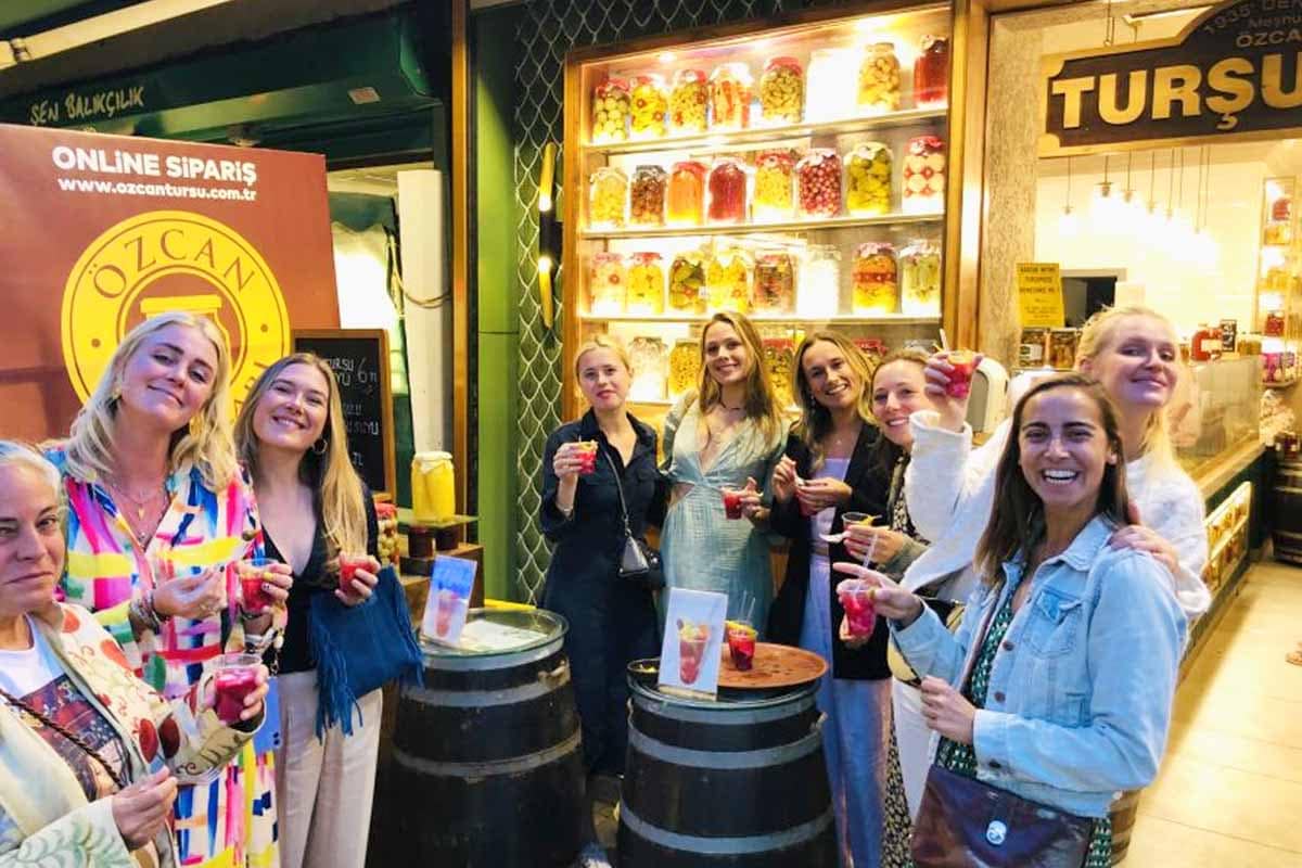 Istanbul: Guided Food and Culture Tour