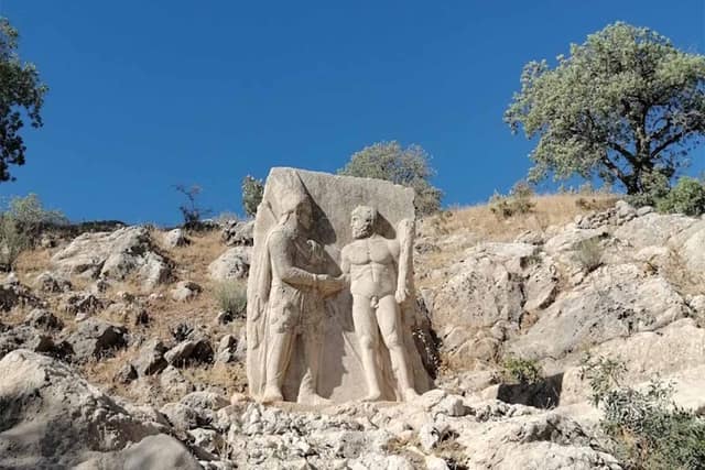 Mount Nemrut Private Full-Day Tour from Gaziantep